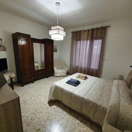 Апартаменты Casa Papona Sezze Экстерьер фото